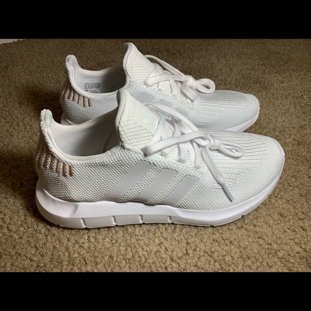 White Adidas Swift Run